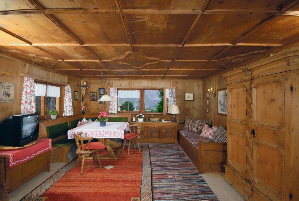 Ferienhaeuser Reither Almen Reith im Alpbachtal Ruang foto